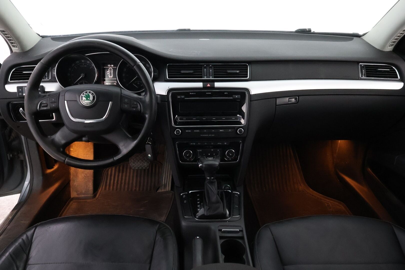 Skoda Superb 2012 Combi 2,0 TDI 140 4x4 Ambition DSG Autom. - YritysOutlet - Myydään vain yrityksille - - YritysOutlet - Myydään vain yrityksille