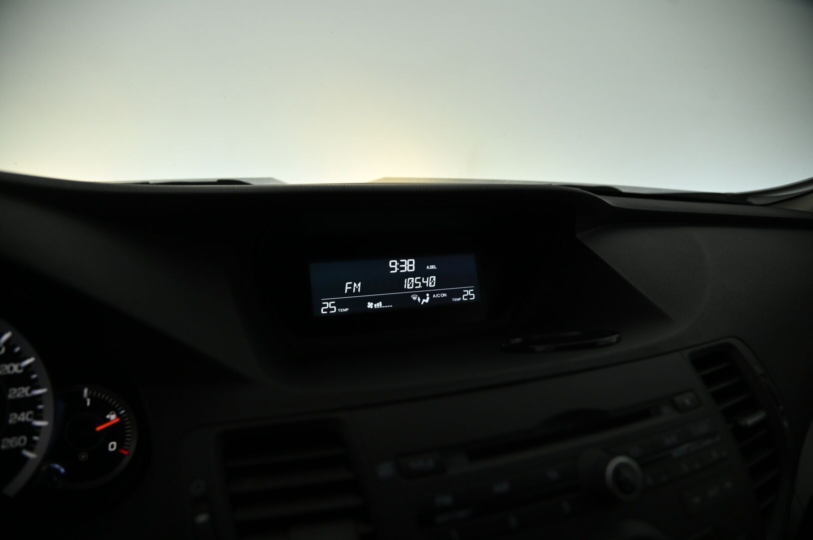 Honda Accord 2012 Tourer 2,0 Elegance AT Business *Suomi-Auto / Koukku / Vakkari / Lohkolämmitin / 2x Renkaat* - Luotettava ajajan auto! / Kahdet hyvät renkaat
