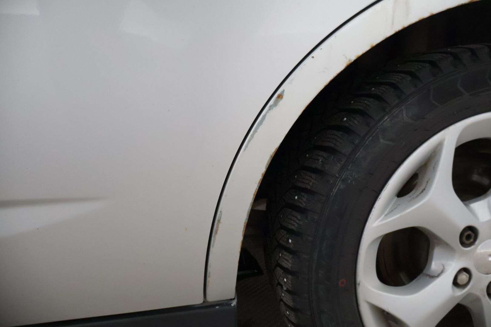 Ford C-Max 2013 1,6 TDCi 115 hv Start/Stop Titanium M6- YritysOutlet - Myydään vain yrityksille *Suomiauto / Lämm.tuulilasi / Koukku * - Toimiva auto päivittäisestä ajosta kaksilla renkailla! / Siistissä kunnossa!