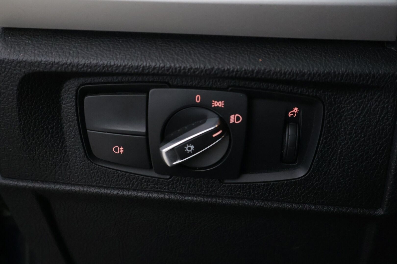 BMW 120 2012 F20 TwinPower Turbo Business *YritysOutlet - Myydään vain yrityksille* Kahdet renkaat / Vakkari - *YritysOutlet - Myydään vain yrityksille* Kahdet renkaat / Vakkari 