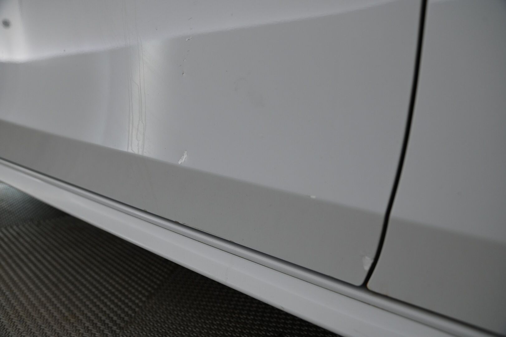 Audi A4 2012 Sedan Business 2,0 TDI 130 kW quattro *Myydään huutokaupat.com*