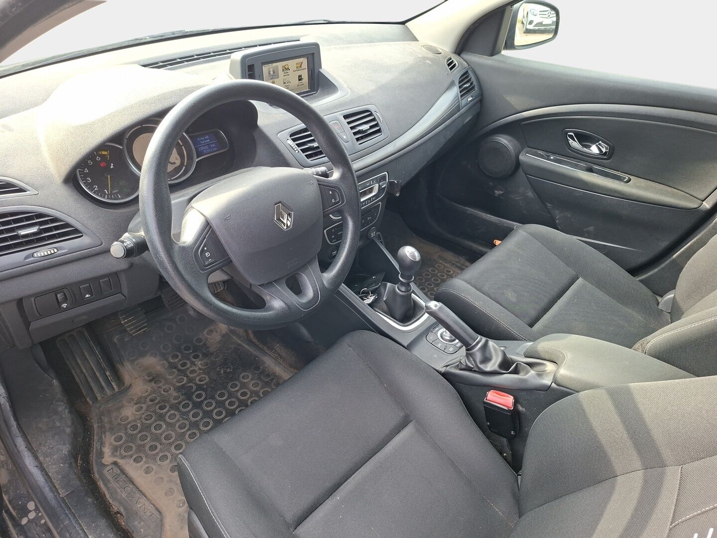 Renault Megane 2012 Sport Tourer 1,4 T 130hv 6MT Groove - YritysOutlet - Myydään vain yrityksille - Suomiauto | Lohko&Sisäpistoke | Ketju vaihdettu | Vakkari | Navi | Peruutustutka | 2x Renkaat Aluvantein!