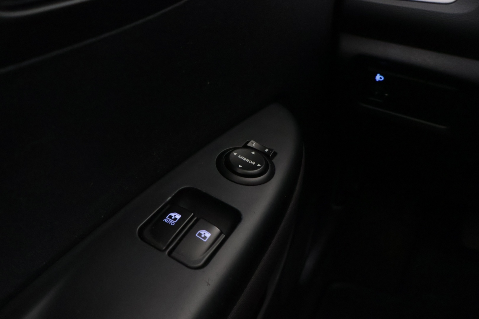 Hyundai i20 2012 1,2 Air 5d ** Suomi-auto / Lohkolämmitin / Ilmastointi / Penkinlämmittimet / 2x vanteet ** - Juuri huollettu! / Pienet kilometrit! / Siistikuntoinen! - HULLU BLACKWEEK KORKOTARJOUS 2,49%