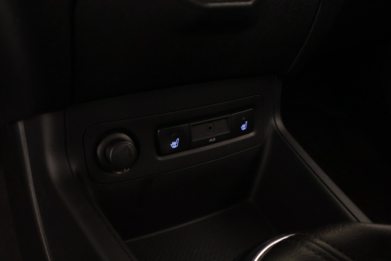 Hyundai i20 2012 1,2 Air 5d ** Suomi-auto / Lohkolämmitin / Ilmastointi / Penkinlämmittimet / 2x vanteet ** - Juuri huollettu! / Pienet kilometrit! / Siistikuntoinen! - HULLU BLACKWEEK KORKOTARJOUS 2,49%