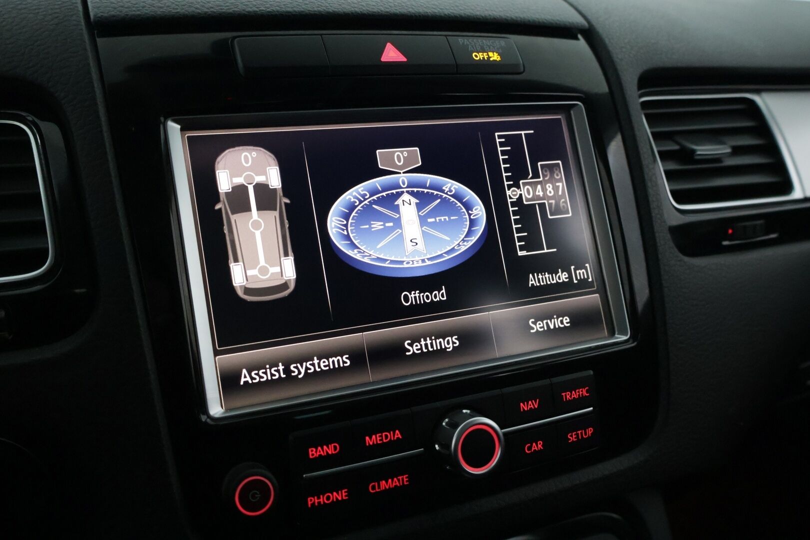 Volkswagen Touareg 2010 3.0 l/165 kW V6, TDI *Vakkari / Navi / Lohko / P-Kamera / Bi-Xenon / Vetokoukku**YritysOutlet - Myydään vain yrityksille - 2 renkaat alumiinivanteilla*