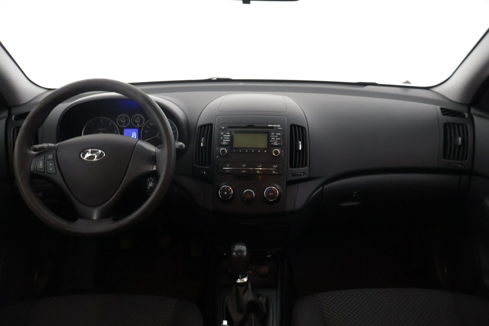 Hyundai i30 2012 Wagon 1,6 CRDi 66kW 6MT ISG Classic *YritysOutlet - Myydään vain yrityksille* - Suomiauto | Vetokoukku | Lohko & Sisäp | Katu-uskottavat ja katseita kääntävät vanteet