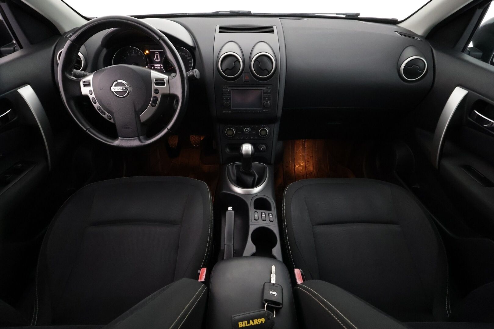 Nissan Qashqai 2010 1,6L Acenta 2WD 5MT Connect MY10 - | P.Kamera | Vakkari | Navi | AC | Penkinlämmittimet | Bluetooth | Facelift | Suomi-auto | Kahdet renkaat |