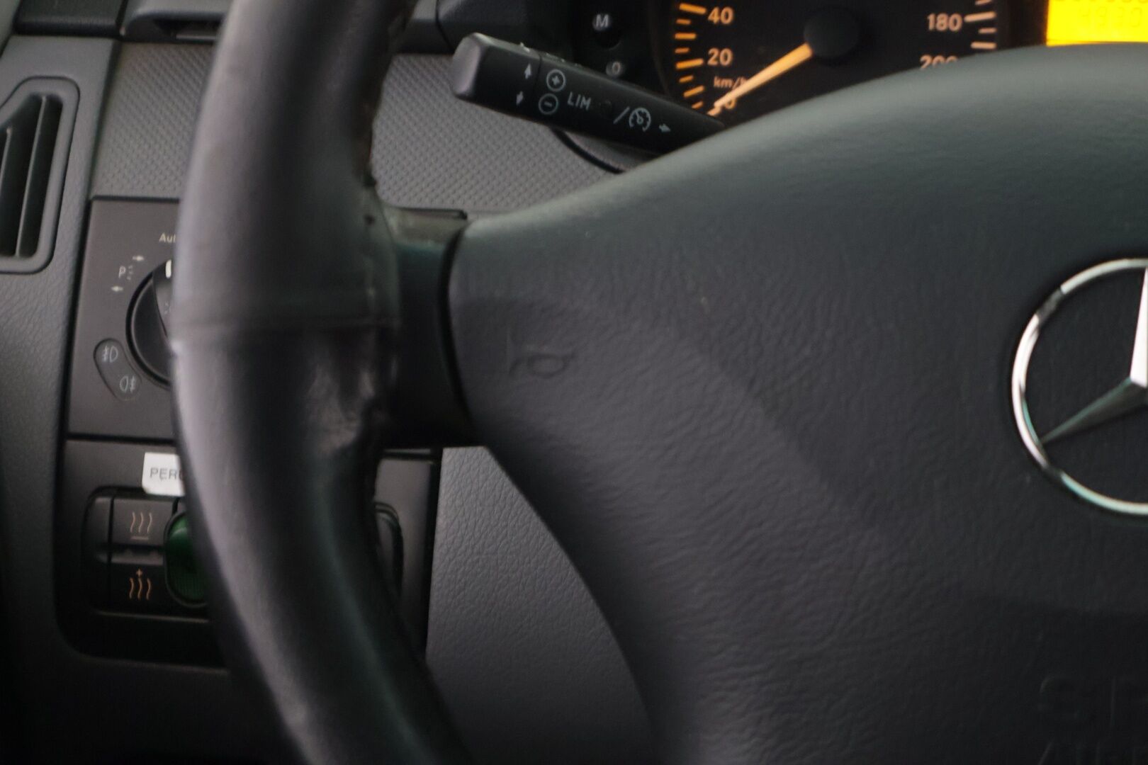 Mercedes-Benz Vito 2010 115CDI -2,94/34KB pitkä A3 Aut. *YritysOutlet - Myydään vain yrityksille* - *YritysOutlet - Myydään vain yrityksille*