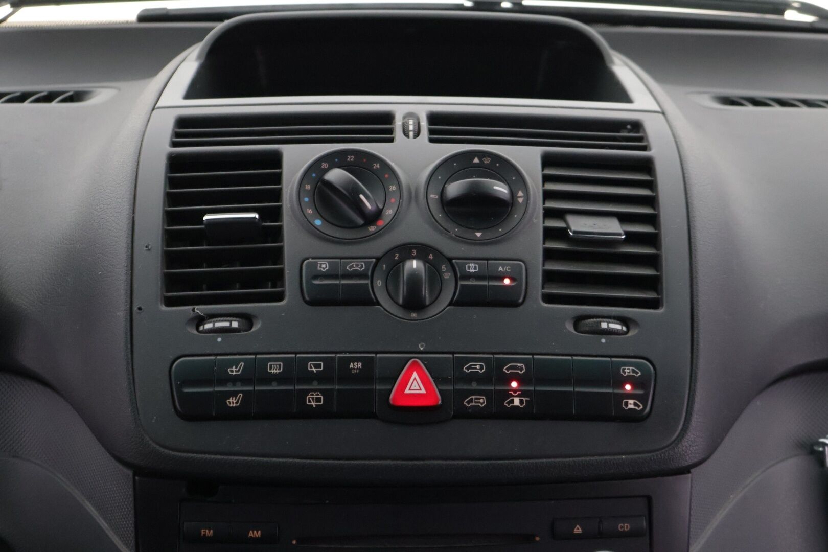 Mercedes-Benz Vito 2010 115CDI -2,94/34KB pitkä A3 Aut. *YritysOutlet - Myydään vain yrityksille* - *YritysOutlet - Myydään vain yrityksille*