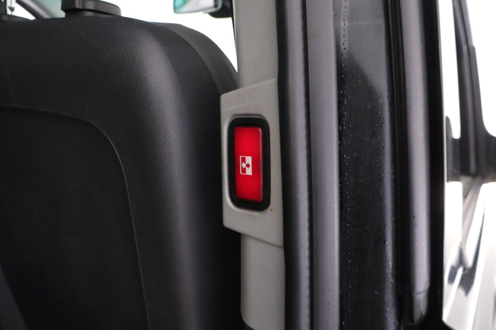 Mercedes-Benz Vito 2010 115CDI -2,94/34KB pitkä A3 Aut. *YritysOutlet - Myydään vain yrityksille* - *YritysOutlet - Myydään vain yrityksille*