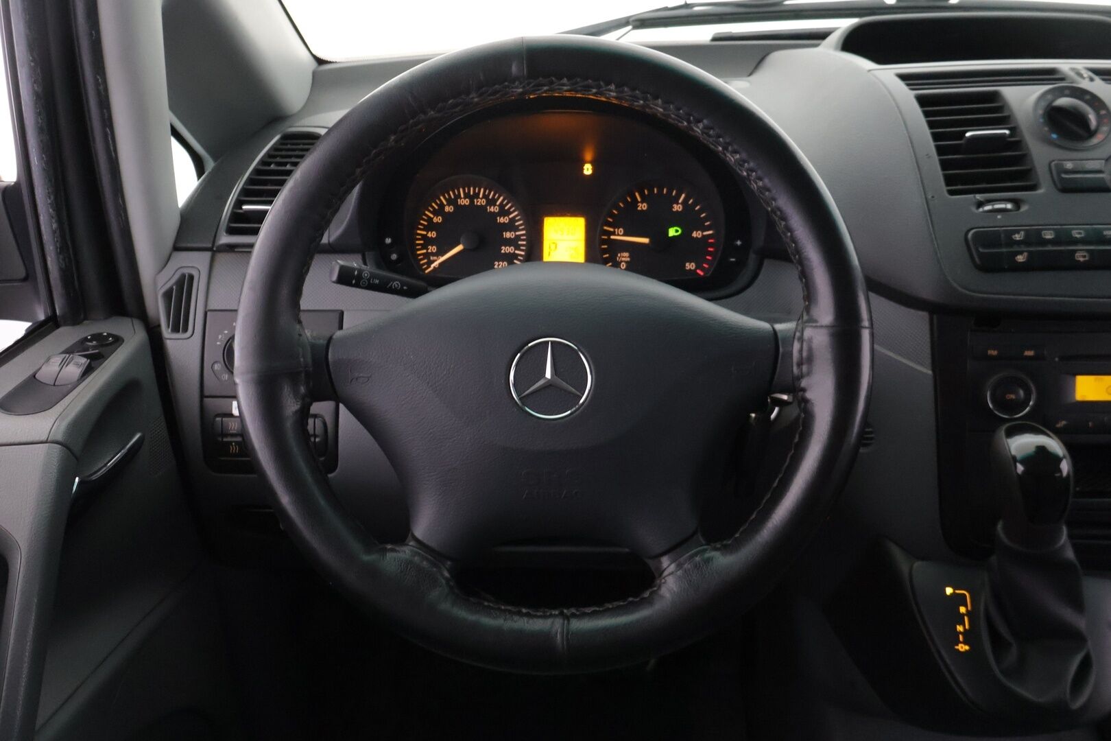 Mercedes-Benz Vito 2010 115CDI -2,94/34KB pitkä A3 Aut. *YritysOutlet - Myydään vain yrityksille* - *YritysOutlet - Myydään vain yrityksille*