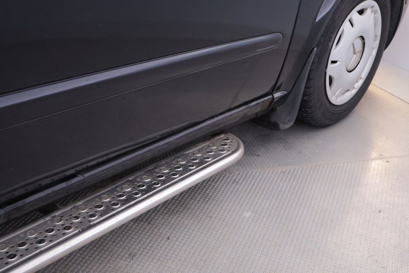 Mercedes-Benz Vito 2010 115CDI -2,94/34KB pitkä A3 Aut. *YritysOutlet - Myydään vain yrityksille* - *YritysOutlet - Myydään vain yrityksille*