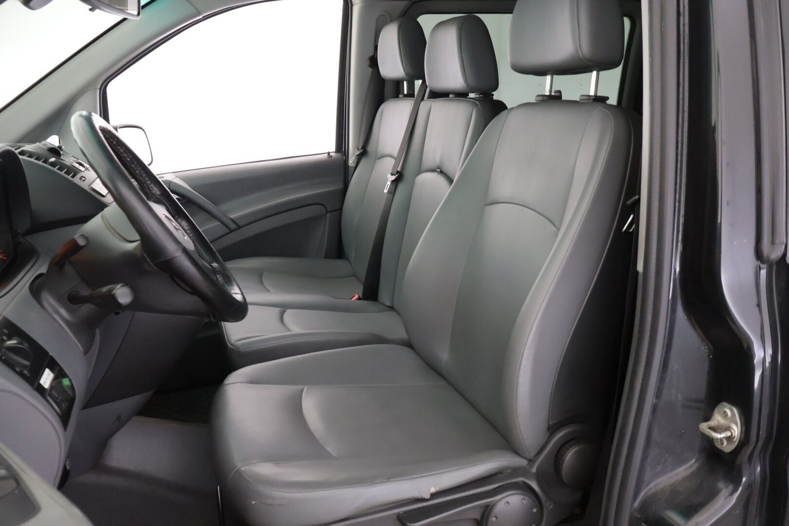 Mercedes-Benz Vito 2010 115CDI -2,94/34KB pitkä A3 Aut. *YritysOutlet - Myydään vain yrityksille* - *YritysOutlet - Myydään vain yrityksille*