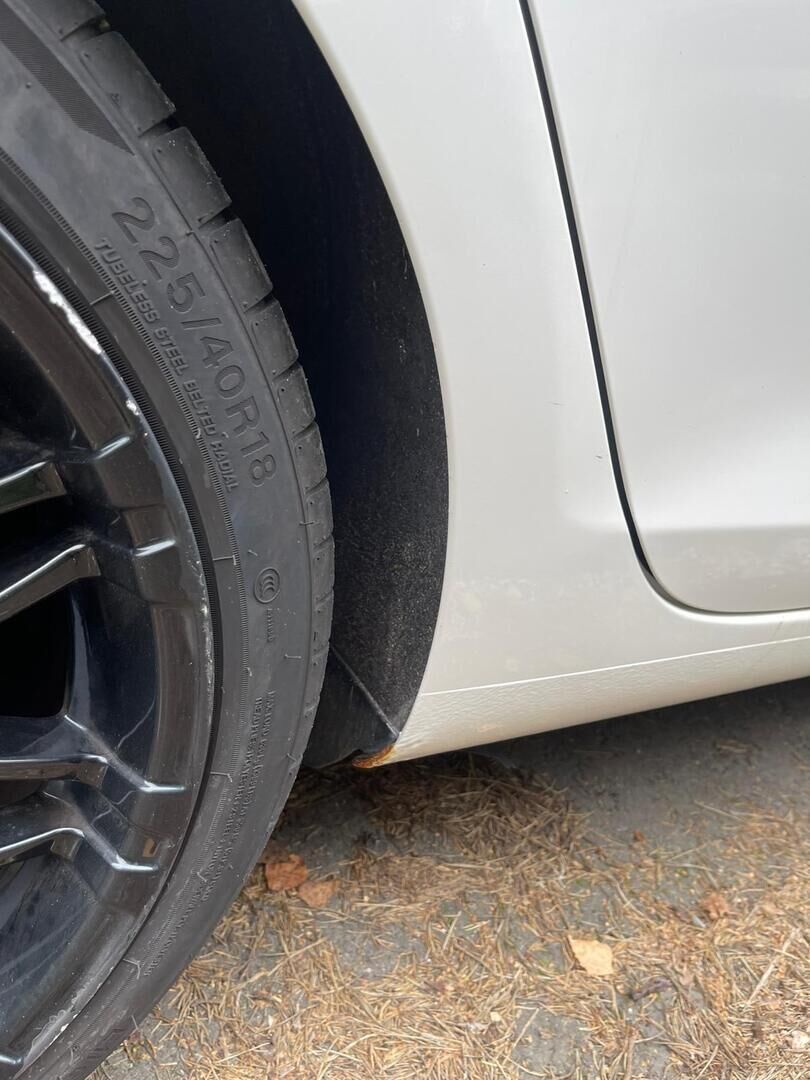 Volkswagen Golf 2010 Comfortline 1,2 TSI 77 kW (105 hv) - YritysOutlet - Myydään vain yrityksille* - Vakionopeudensäädin / 2 renkaat alumiinivanteilla *