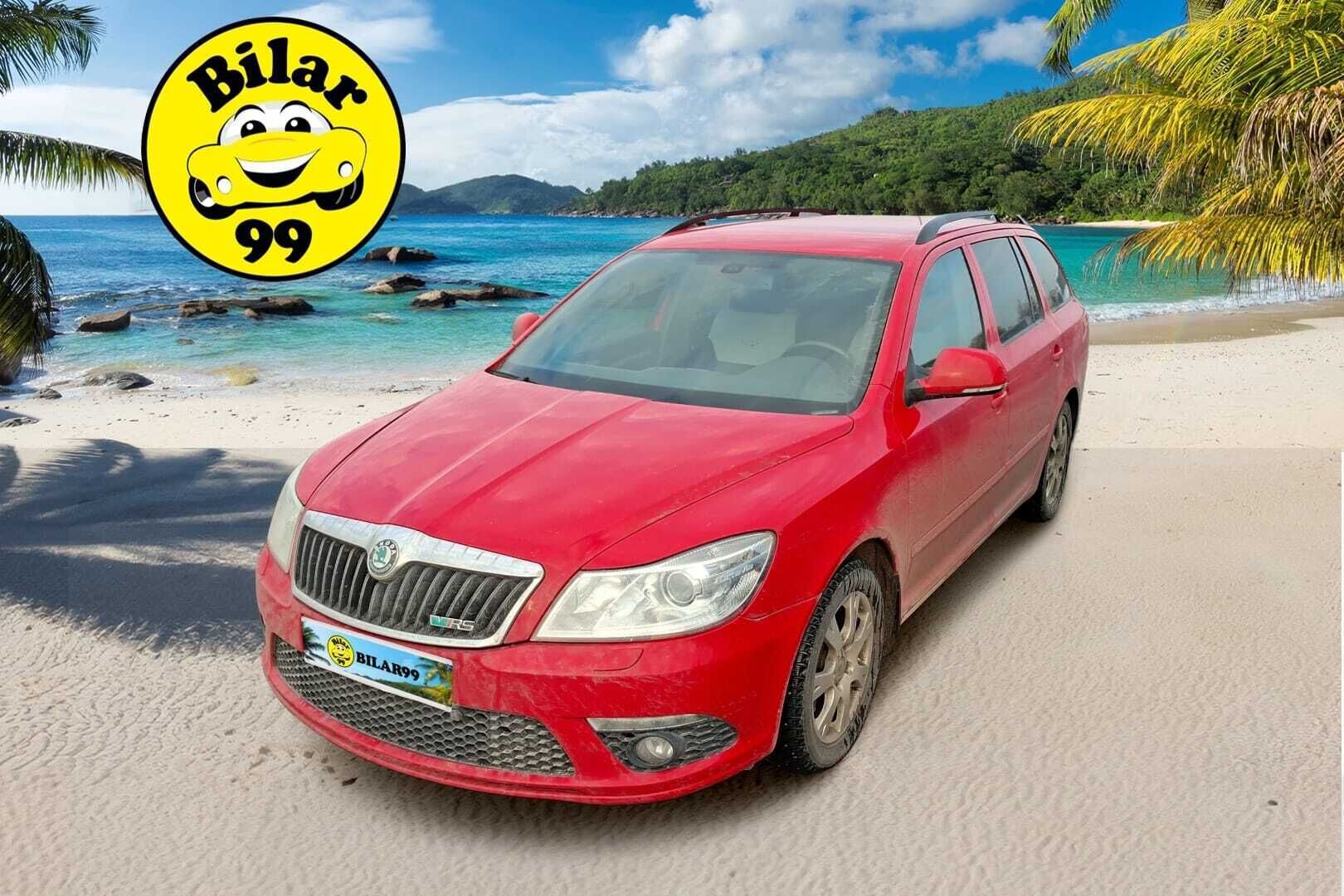 Skoda Octavia 2011 Combi 2,0 TDI 170 RS / AITO RS / Vetokoukku / Kahdet renkaat aluvanteilla - *YritysOutlet - Myydään vain yrityksille*