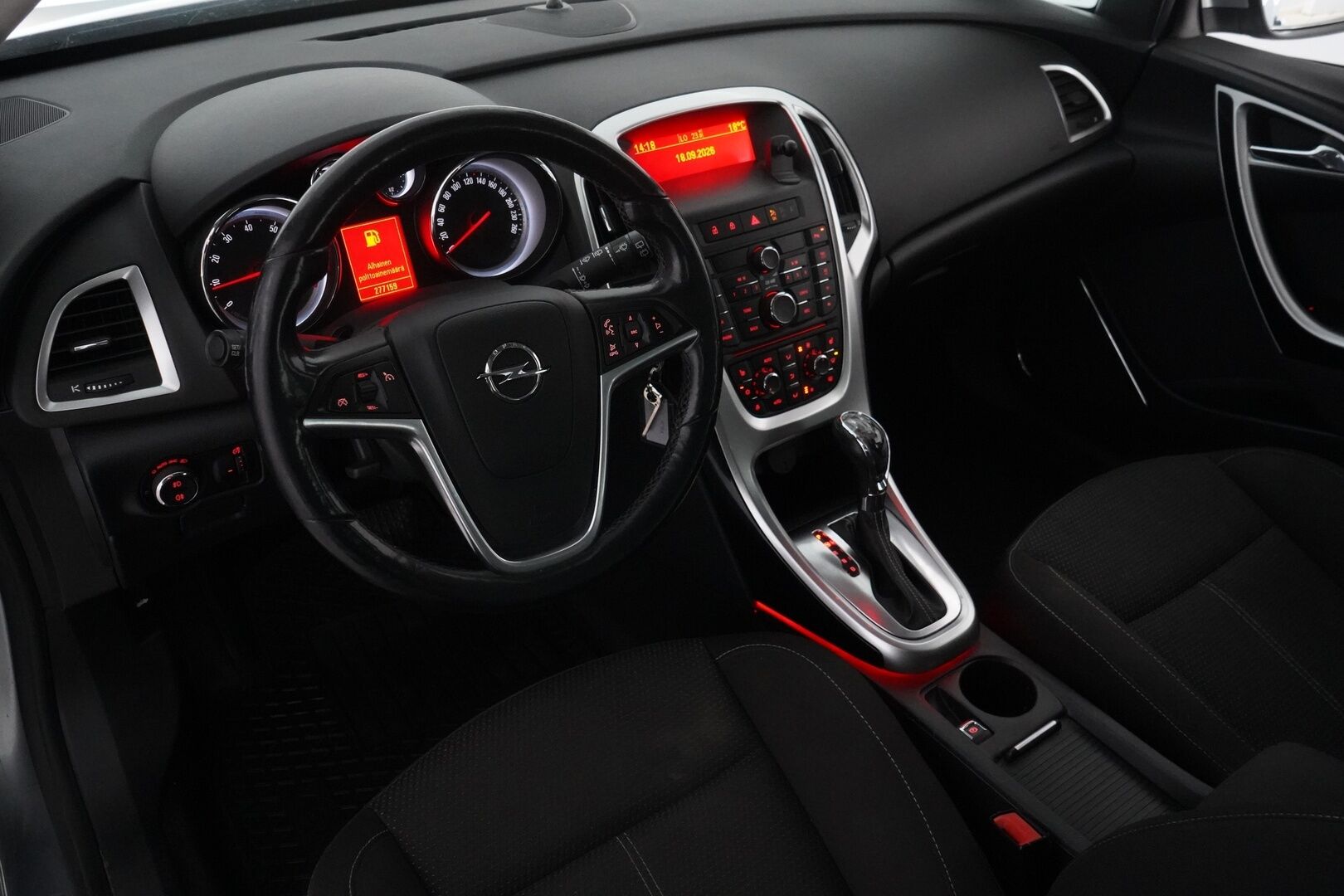 Opel Astra 2011 Sport Tourer Sport 1,6 Turbo 132kW AT6 - YritysOutlet - Myydään vain yrityksille