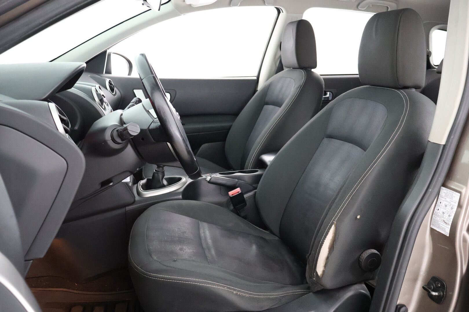 Nissan Qashqai+2 2011 1,5dCi DPF Acenta 2WD 6M/T MY11 - Myydään Huutokaupat.com:issa eniten tarjoavalle! 