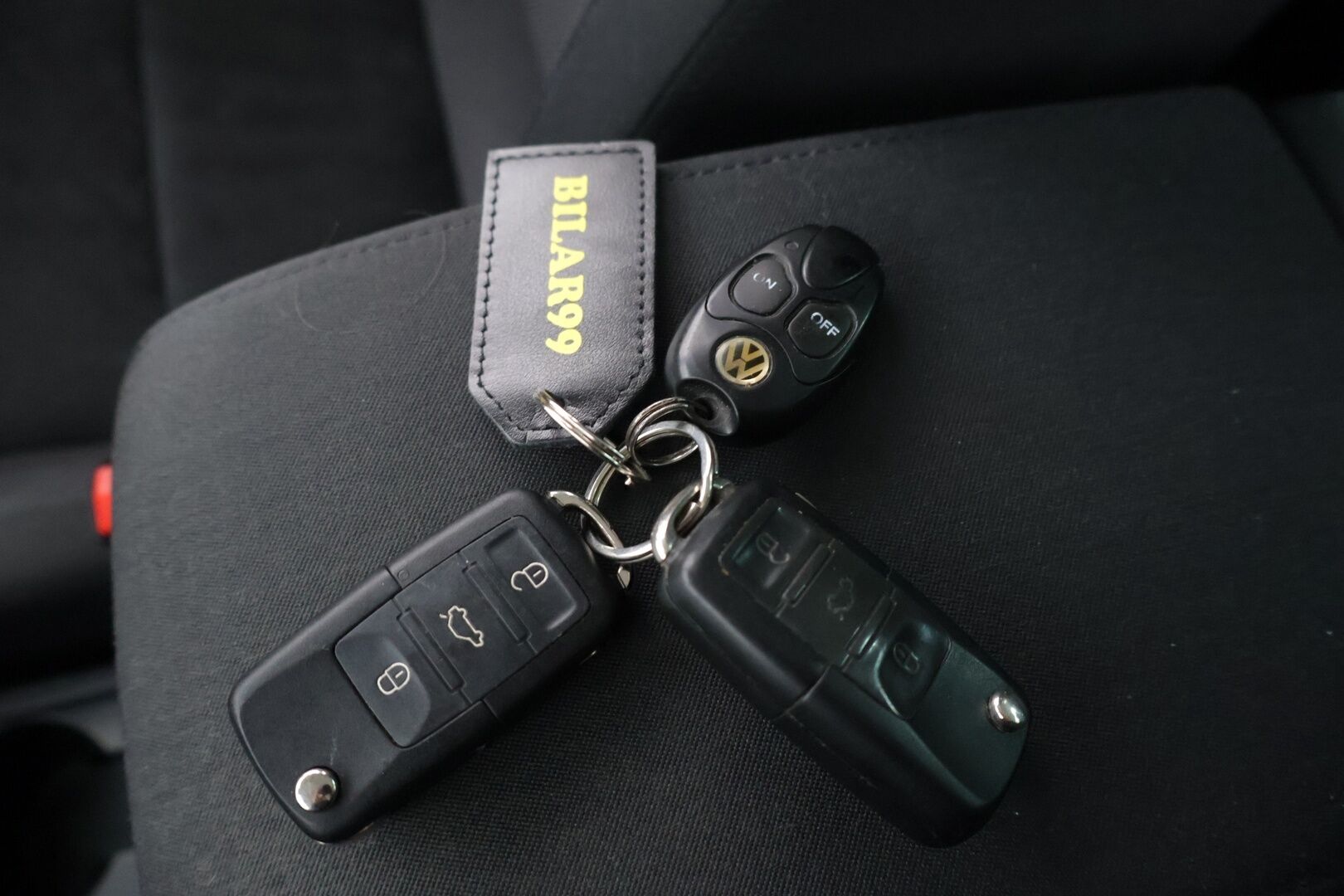 Volkswagen Tiguan 2012 Sport & Style 2,0 TDI 103 kW (140 hv) BlueMotion Technology 4MOTION DSG-aut **1.Om Suomi-auto / Webasto / Vetokoukku / Kangas-Alcantara / Vakionopeudensäädin * - 1.Omisteinen Suomi-auto / Juuri katsastettu / Jakohihna juuri vaihdettu / 2 renkaat / Webasto / Vetokoukku * - Osta nyt, maksa vasta ensi vuonna