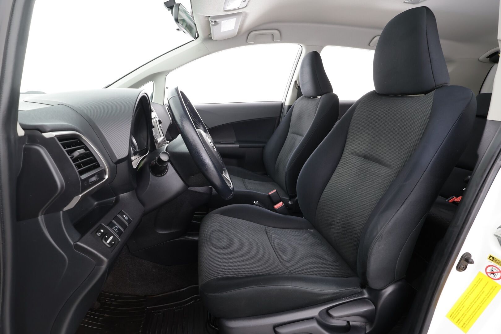 Toyota Verso-S 2011 1,33 Dual VVT-i Stop & Start Linea Sol * Webasto / P.kamera / 2xRenkaat / Suomi-auto / Bluetooth *