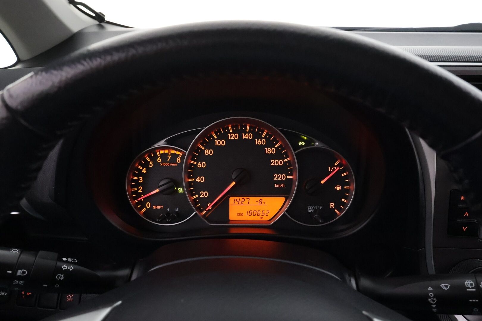 Toyota Verso-S 2011 1,33 Dual VVT-i Stop & Start Linea Sol * Webasto / P.kamera / 2xRenkaat / Suomi-auto / Bluetooth *