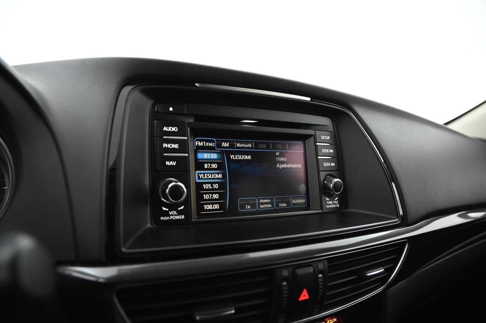 Mazda 6 2013 Sport Wagon 2,0 (165) SKYACTIV-G Premium Plus 6MT **Vakkari / Navi / Kaistavahti / Koukku / Lohko**