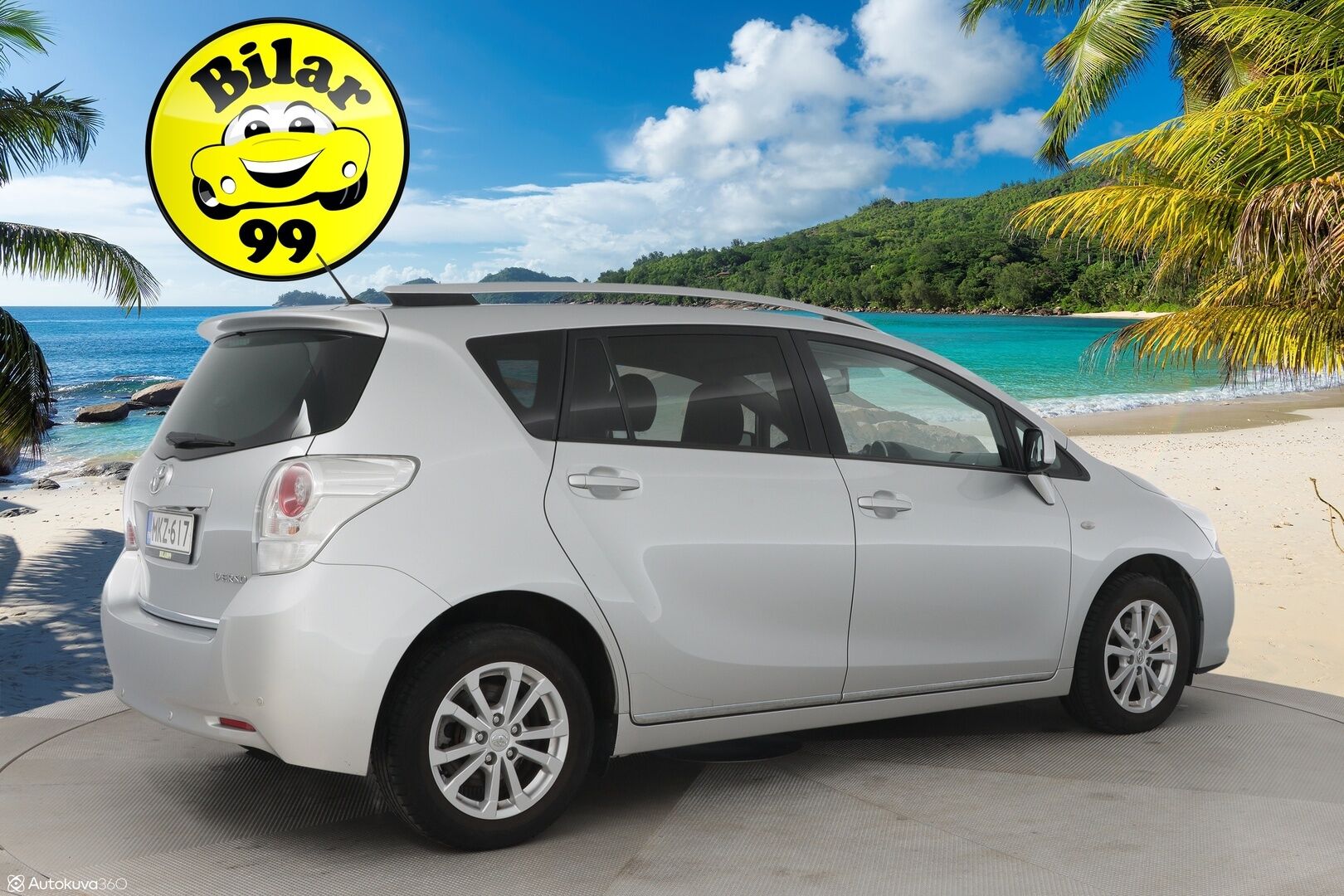Toyota Verso 2013 1,8 Valvematic Family Multidrive S 7p - Merkkiliikkeen huoltohistoria / P-kamera / Lohko / P-tutkat / Bluetooth