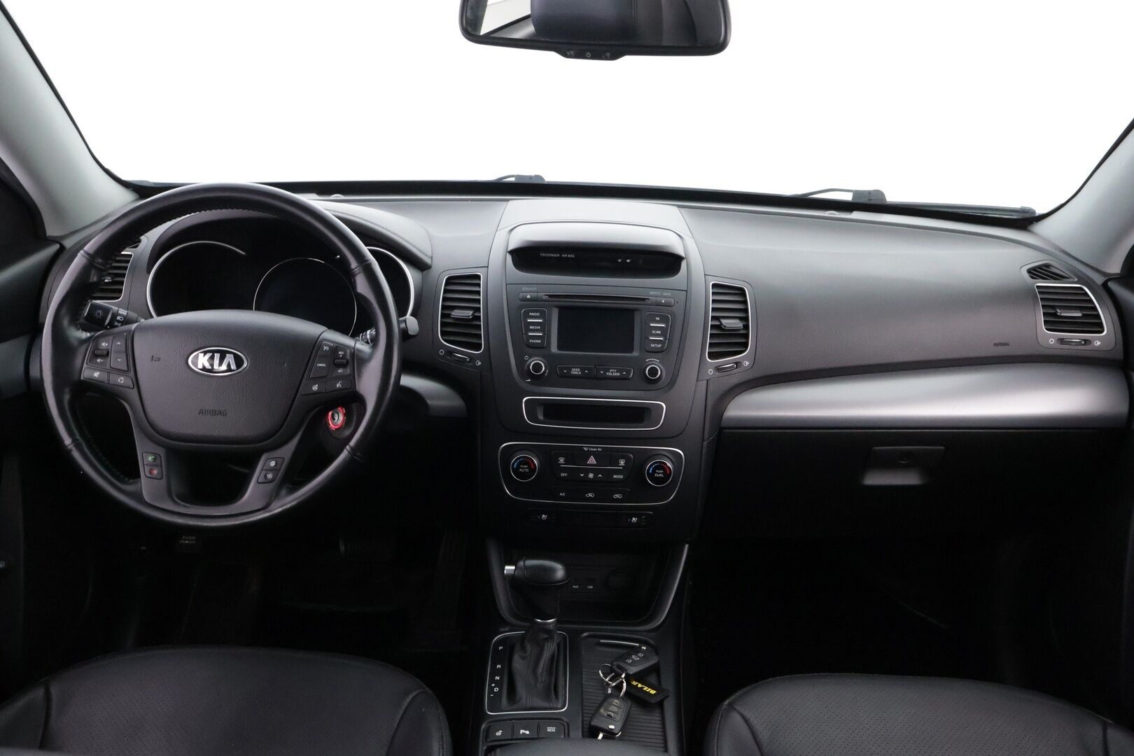 Kia Sorento 2013 2,2 CRDi AWD TX A/T 5P - Suomiauto | Panorama | Ilmastoidut Nahat | Vetokoukku | Lohko&Sisäpistoke | Peruutuskamera | Huippuvarusteet!