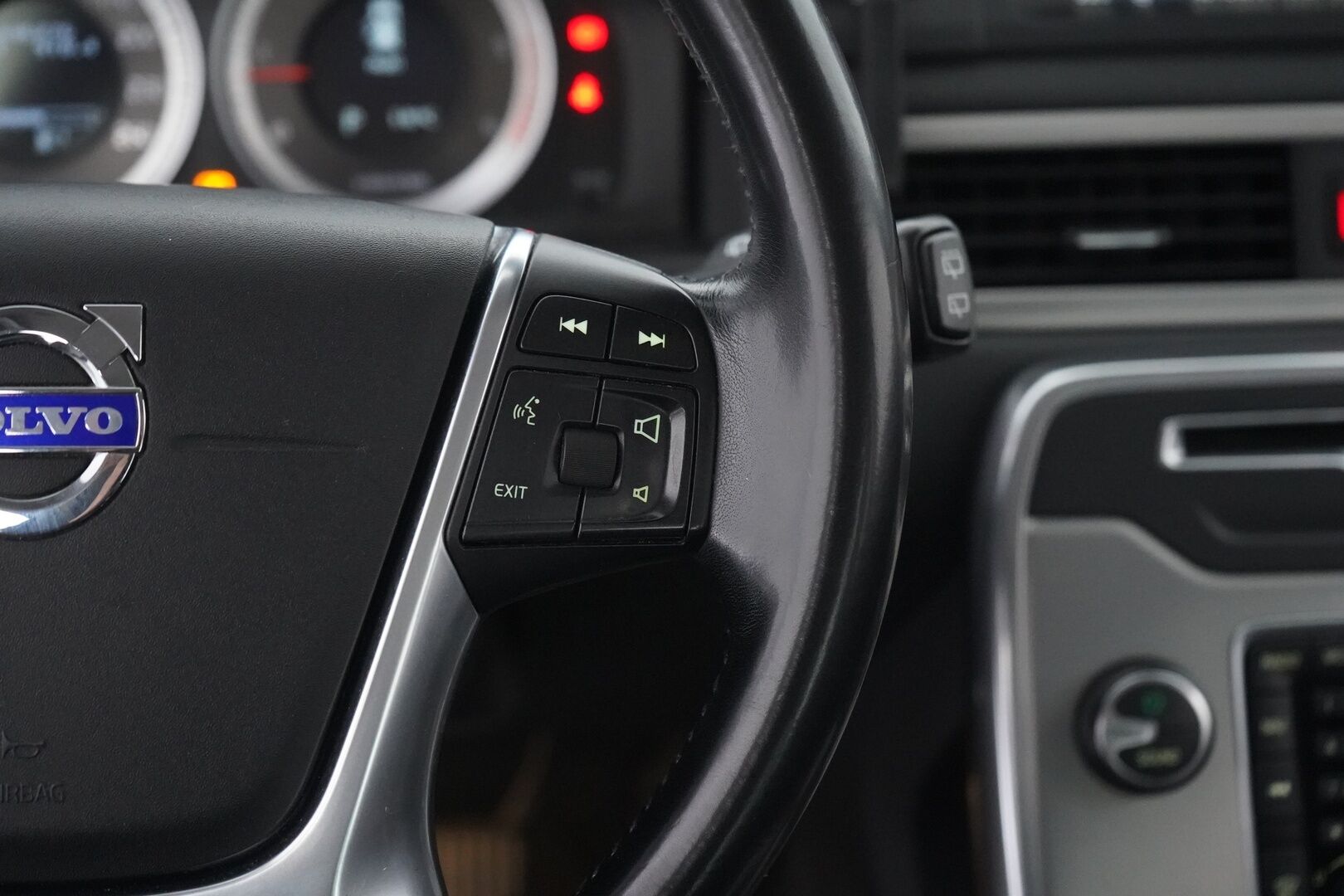 Volvo XC70 2012 D5 AWD Summum Business aut - YritysOutlet - Myydään vain yrityksille