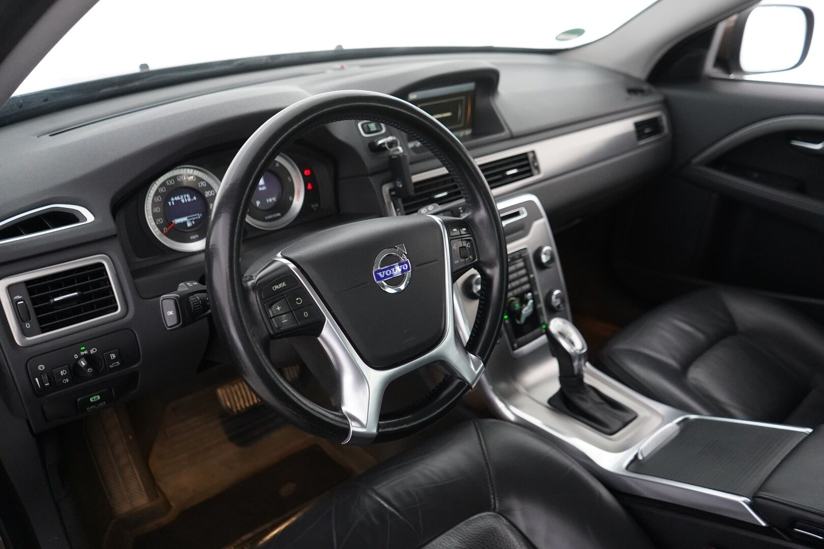 Volvo XC70 2012 D5 AWD Summum Business aut - YritysOutlet - Myydään vain yrityksille