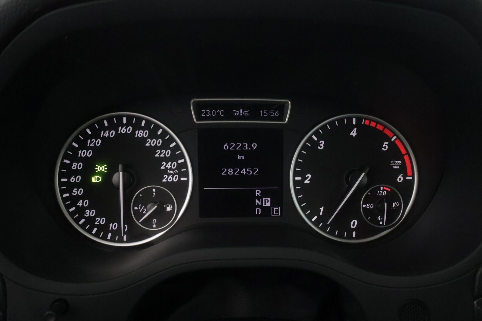 Mercedes-Benz B 2013 180 CDI BE A Premium Business - Suomiauto / Vakkari / Navigointi / Lohko & Sisäpistoke / Peruutustutkat / Upeasti huollettu / Siisti ikäisekseen!