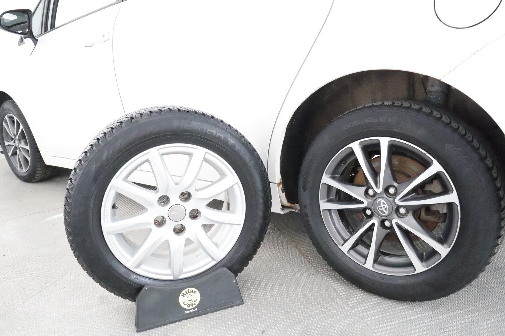 Toyota Verso 2013 1,8 Valvematic Active 7-paik **Lasikatto / P.kamera / Navi / Vakkari / Aut. Ilmastointi / Lohkolämmitin** - Suomi-auto / Kahdet Renkaat
