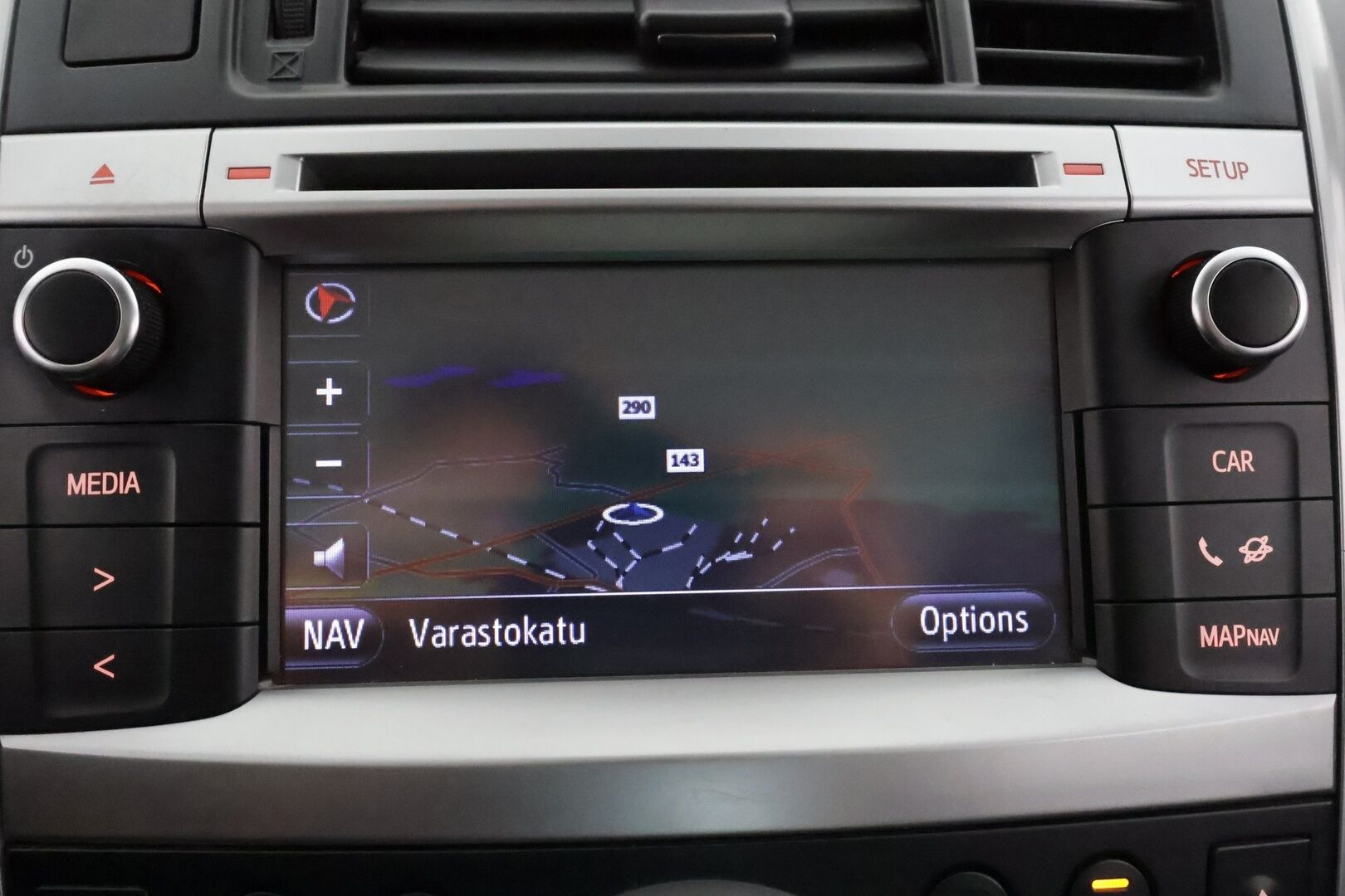 Toyota Verso 2013 1,8 Valvematic Active 7-paik **Lasikatto / P.kamera / Navi / Vakkari / Aut. Ilmastointi / Lohkolämmitin** - Suomi-auto / Kahdet Renkaat