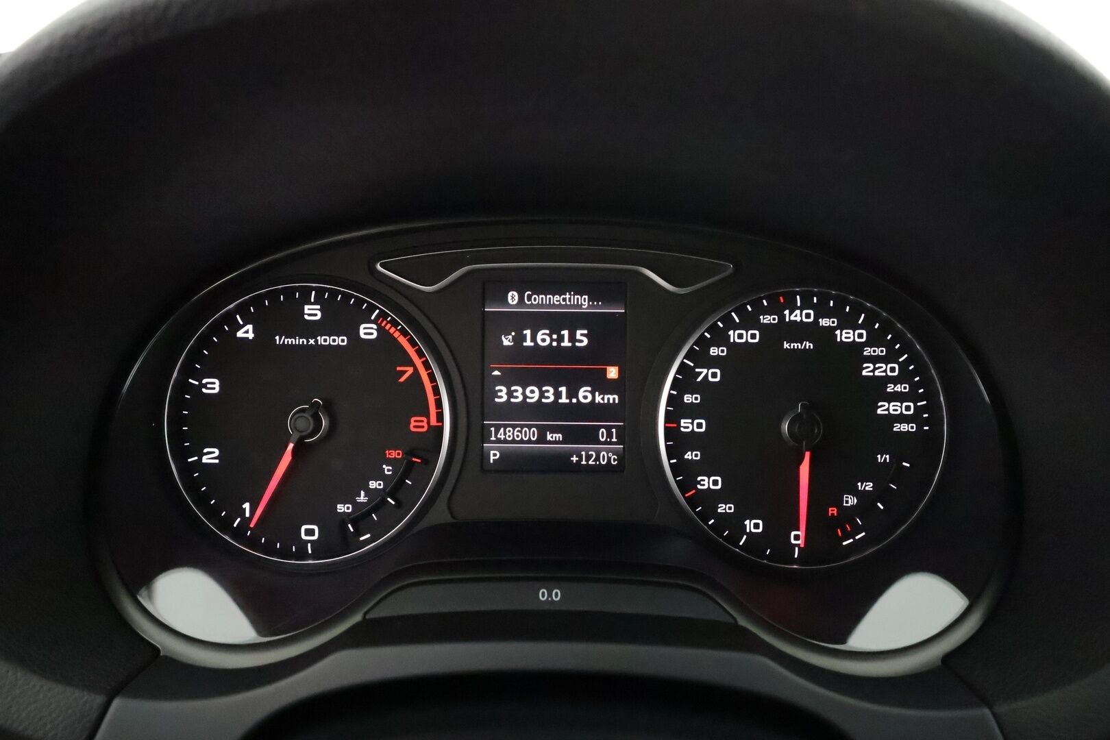 Audi A3 2013 Compact Coupé Business Sport 1,4 TFSI 90 kW S tronic * Vakkari / P.tutka / Xenon / Lohko / Sporttipenkit * - Suomi-auto / Kahdet renkaat aluvanteilla