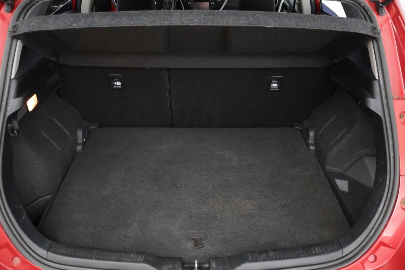 Toyota Auris 2013 1,8 Hybrid Premium ** P-Kamera / Puolinahka sisusta / Lohko /  NAVI / Bluetooth, Aux, USB, CD ** - Kahdet Renkaat vanteineen! 