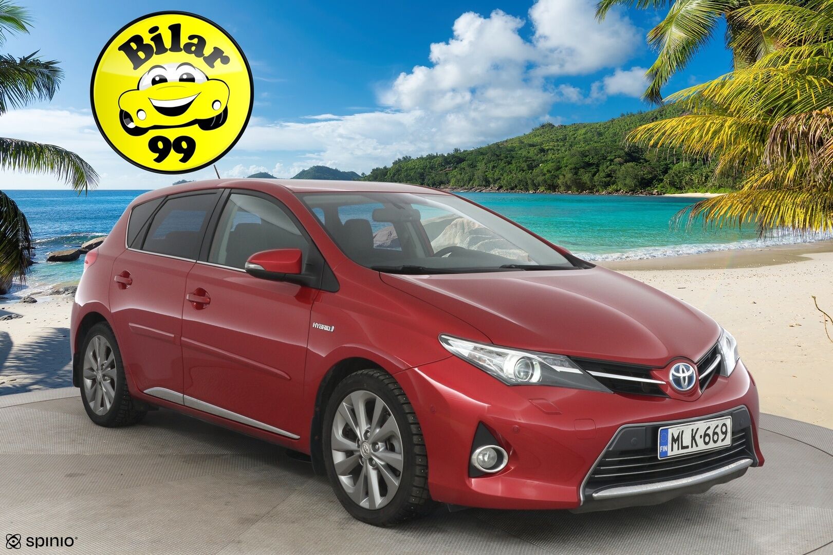 Toyota Auris 2013 1,8 Hybrid Premium ** P-Kamera / Puolinahka sisusta / Lohko /  NAVI / Bluetooth, Aux, USB, CD ** - Kahdet Renkaat vanteineen! 