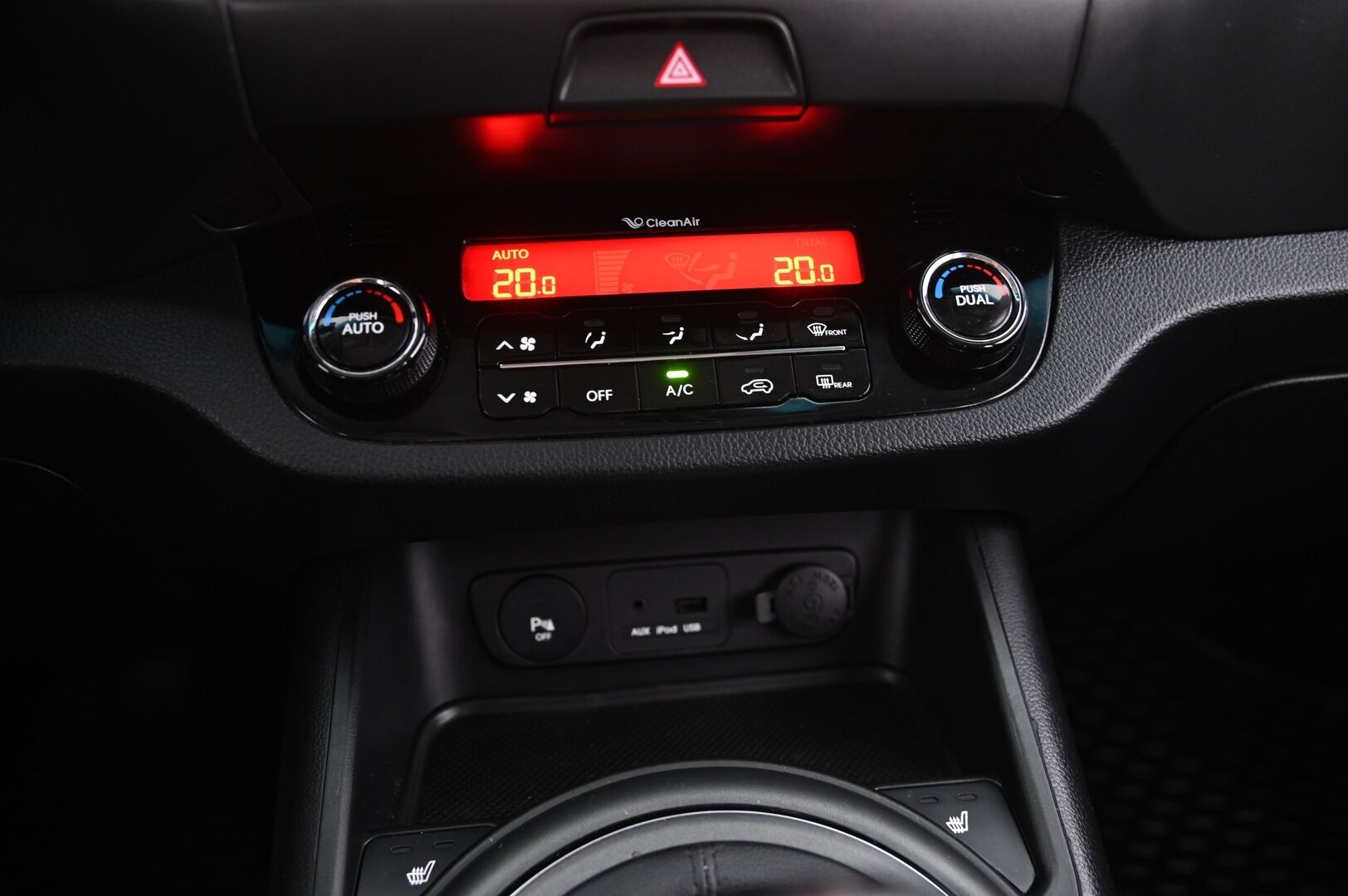 Kia Sportage 2013 1,6 ISG Urban EX EcoDynamics - Suomi-auto | 2-omist | Vetokoukku | Vakkari | Lohko | 2x alut