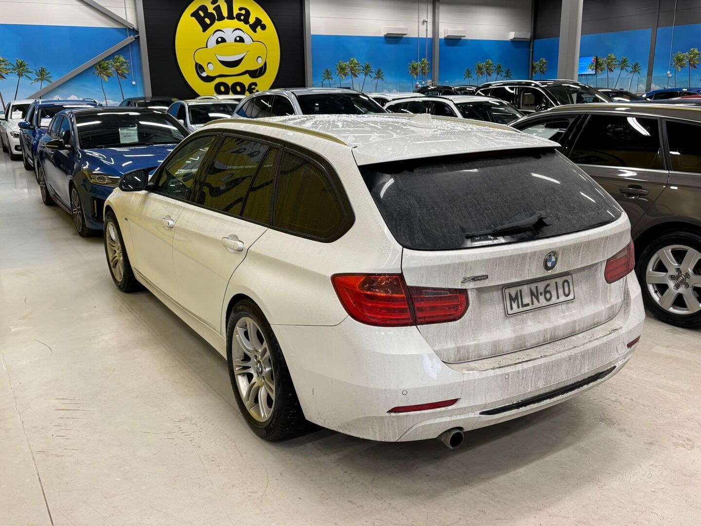 BMW 320 2013 TwinPower Turbo A Limited xDrive Edition F31 Touring Sport *Suomi-auto / Koukku / Sporttinahat / Lohko / P.Tutka* - *2x renkaat / Ketju vaihdettu* - Osta nyt, maksa vasta ensi vuonna