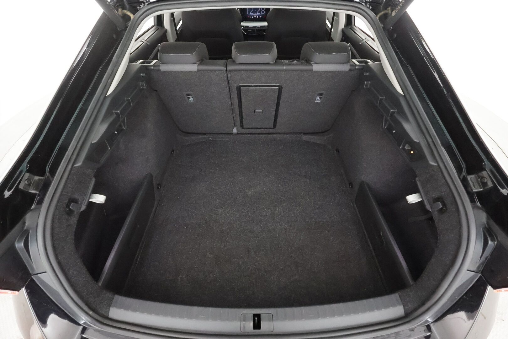 Skoda Octavia 2024 1.0 TSI Style eTEC DSG Autom. - | ACC | Webasto | Koukku | Skoda crystal Matrix-LED | Keyless | P.Kamera | Apple&Android | 1.Om Suomi-auto | Kahdet Renkaat |