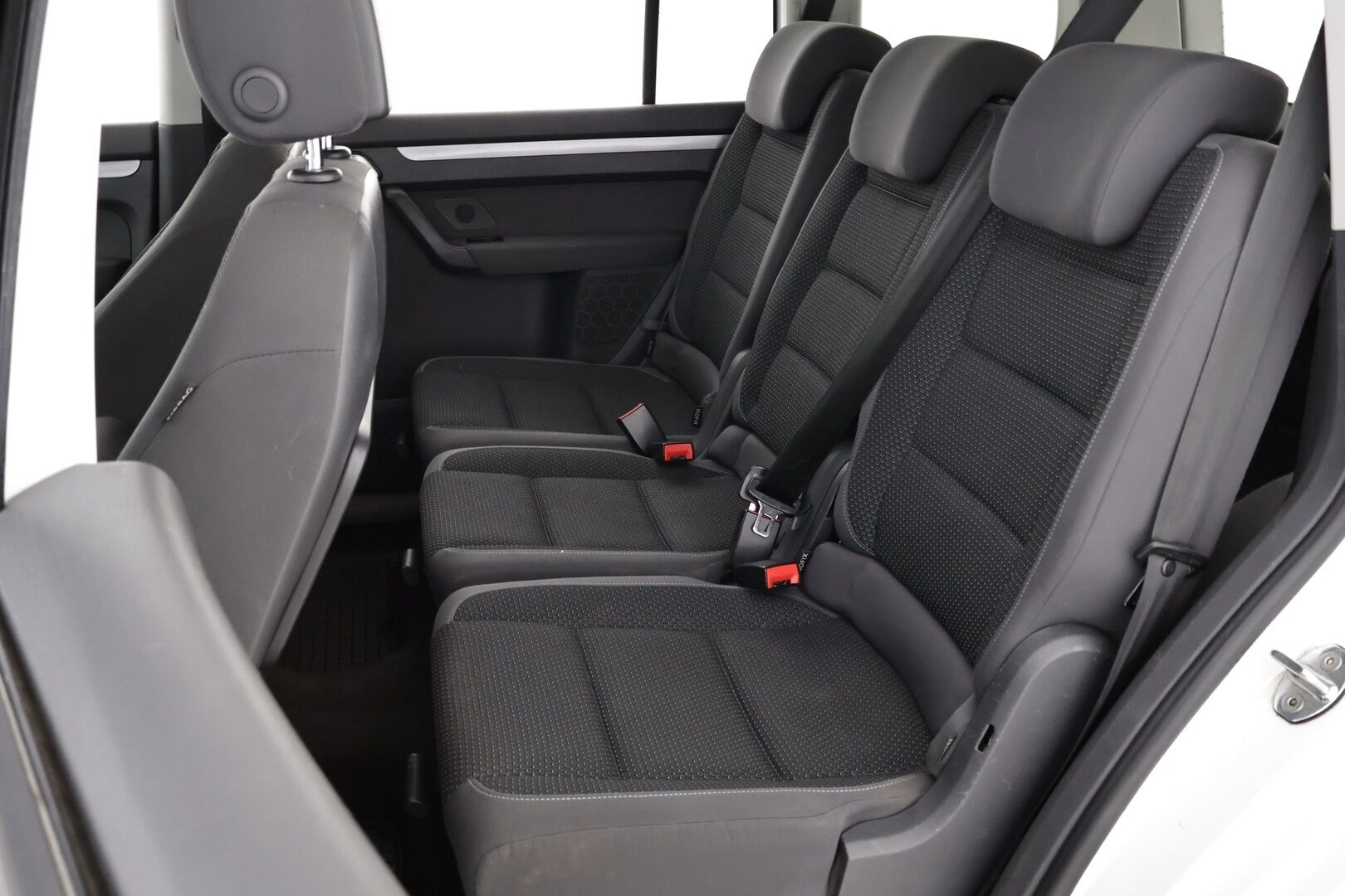 Volkswagen Touran 2014 Comfortline 1,6 TDI 77 kW (105 hv) BlueMotion Technology DSG-automaatti - Suomiauto | Webasto | Vetokoukku | 7-paikkainen | Panorama | Vakkari | P-tutkat | Jakopää tehty | Huippusiisti!