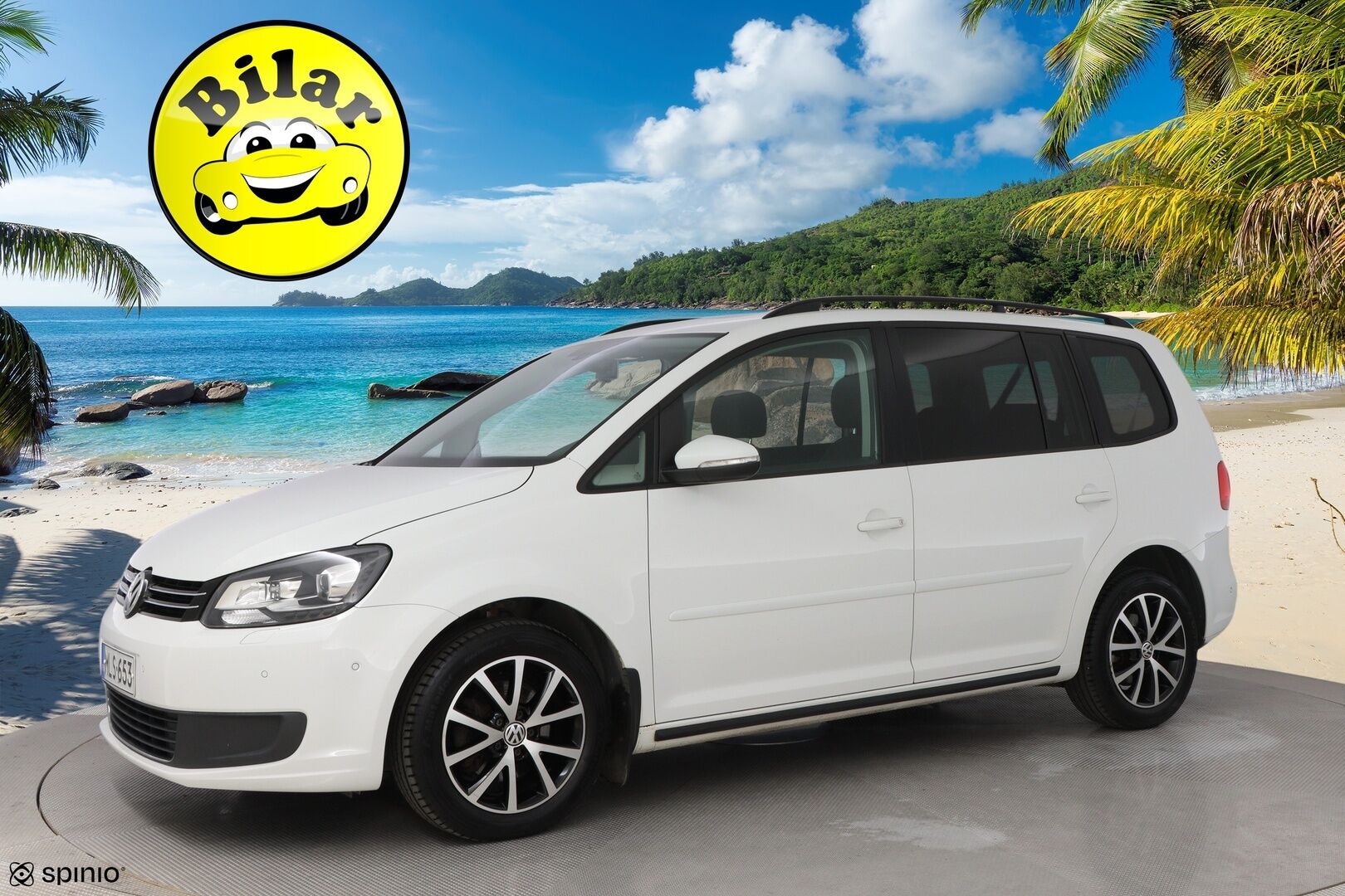 Volkswagen Touran 2014 Comfortline 1,6 TDI 77 kW (105 hv) BlueMotion Technology DSG-automaatti - Suomiauto | Webasto | Vetokoukku | 7-paikkainen | Panorama | Vakkari | P-tutkat | Jakopää tehty | Huippusiisti!