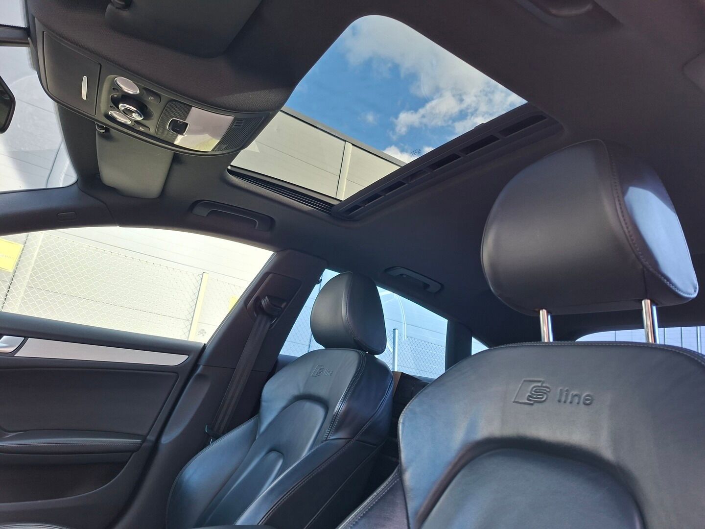 Audi A5 2010 Sportback 3,0 V6 TDI 176 kW quattro S tronic S Line - Webasto | Bang&Olufsen Surround | Nahka Sporttipenkit | Panorama | Peruutuskamera | Navi | Xenon Plus | Supervarusteet!