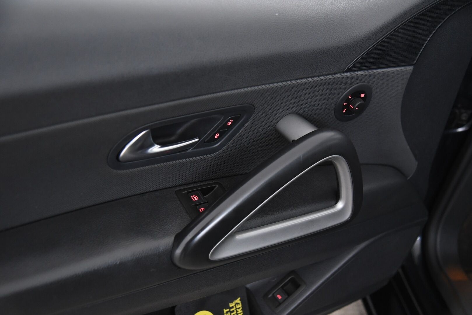 Volkswagen Scirocco 2012 2,0 TDI 103 kW (140 hv) BlueMotion Technology / Vakkari / Bluetooth / Navi / 2x Aluvanteet - Hihna tehty / Hiljattain huollettu! - HULLUT AVAJAISHULINAT KORKOTARJOUS 3,29 %