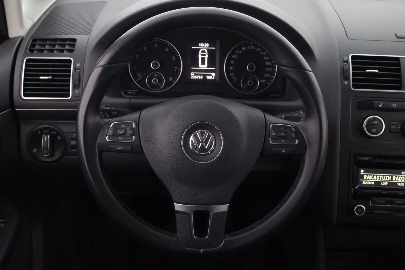 Volkswagen Touran 2014 Comfortline 1,2 TSI 77 kW (105 hv) BlueMotion Technology - YritysOutlet - Myydään vain yrityksille - 7PAIKKAINEN / - YritysOutlet - Myydään vain yrityksille