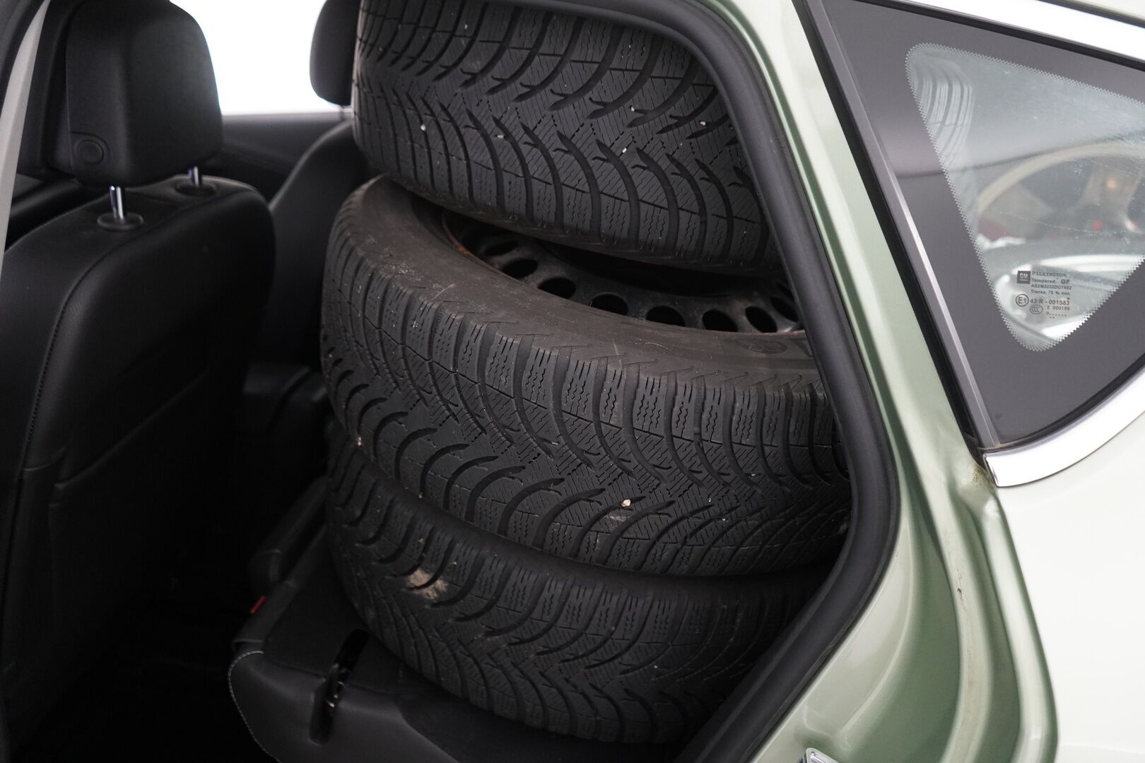 Opel Astra 2010 - YritysOutlet - Myydään vain yrityksille - – Tämä auto myydään YritysOutlet -valikoimasta vain yritykselle