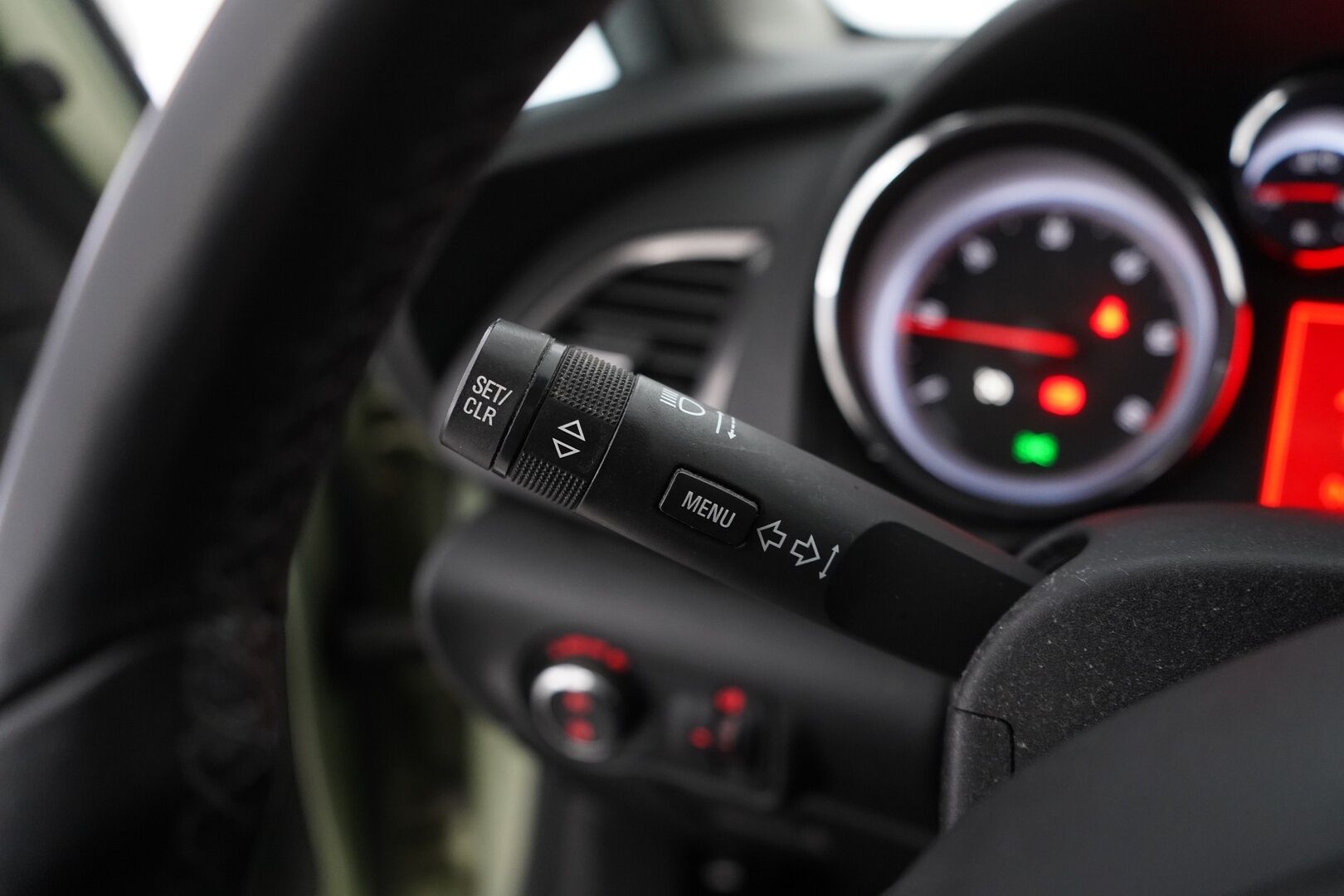 Opel Astra 2010 - YritysOutlet - Myydään vain yrityksille - – Tämä auto myydään YritysOutlet -valikoimasta vain yritykselle