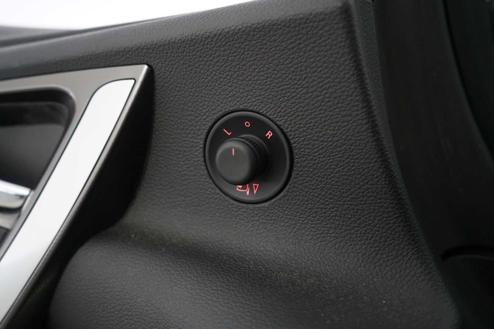 Opel Astra 2010 - YritysOutlet - Myydään vain yrityksille - – Tämä auto myydään YritysOutlet -valikoimasta vain yritykselle