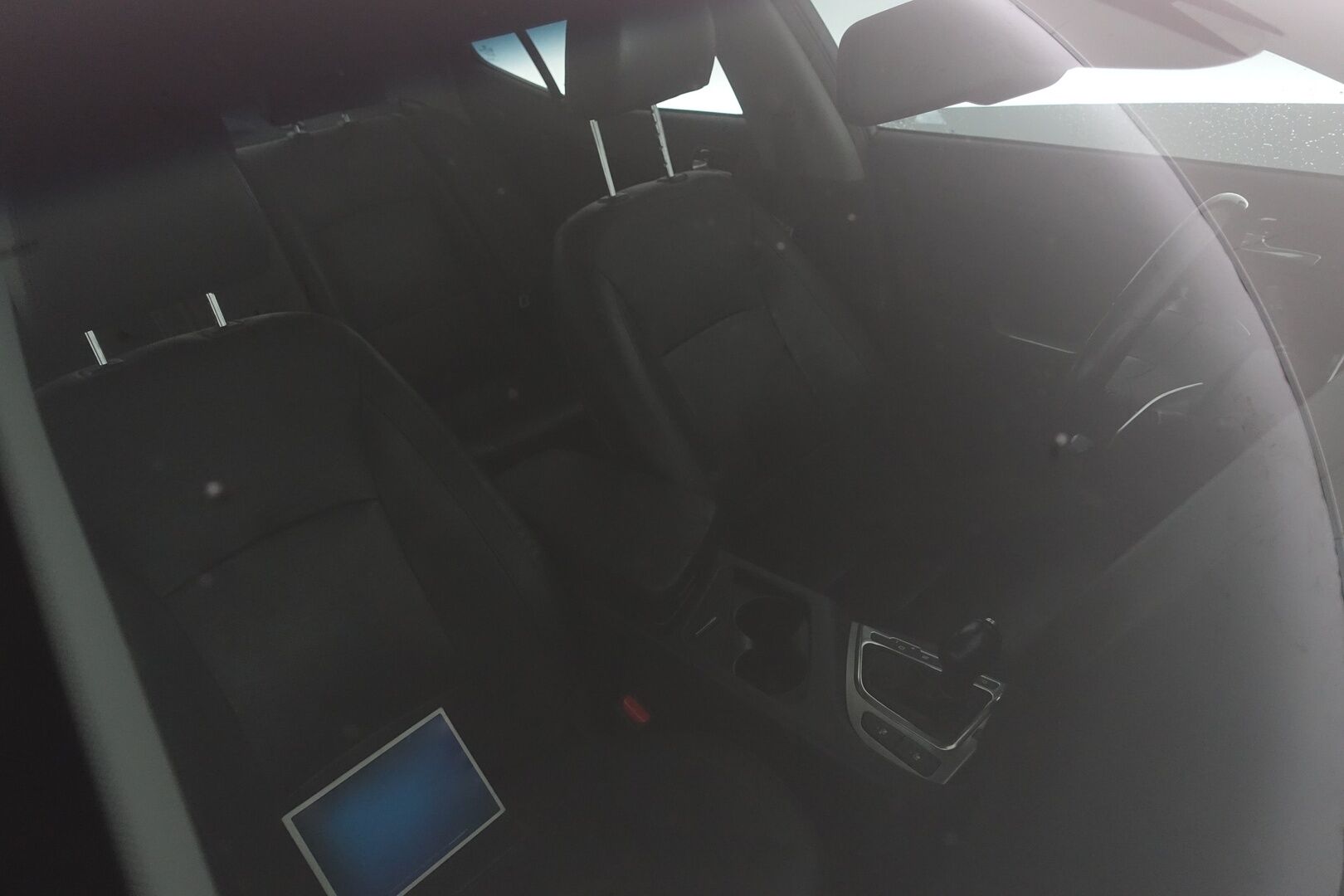 Kia Optima 2014 1,7 CRDi Business A/T - YritysOutlet - Myydään vain yrityksille - | Panorama | Ilmastoidut sähkösäätöiset nahkapenkit | Koukku | Infinity Sound | P.Kamera ja Tutkat | Lohko ja sisäpistoke | – Tämä auto myydään YritysOutlet -valikoimasta vain yritykselle