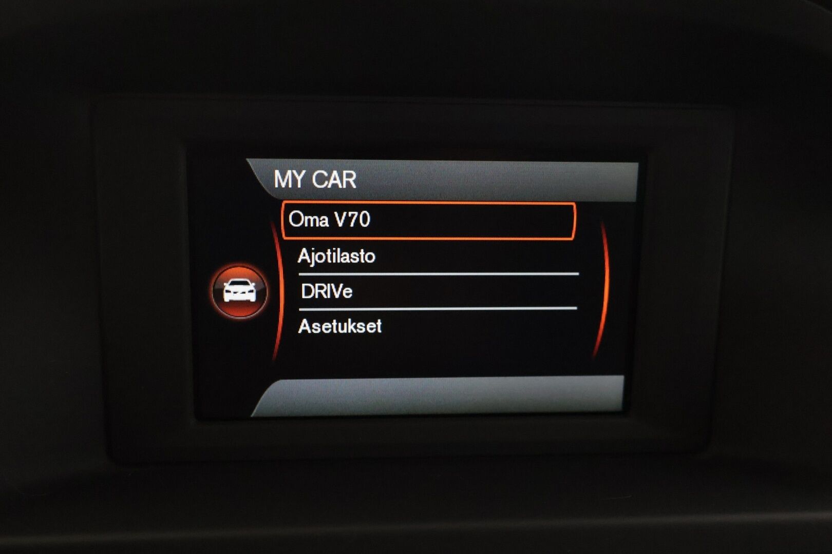 Volvo V70 2014 D2 Kinetic aut - | Suomi-auto | Vakionopeudensäädin | Kahdet hyväkuntoiset renkaat alumiinivanteilla | 