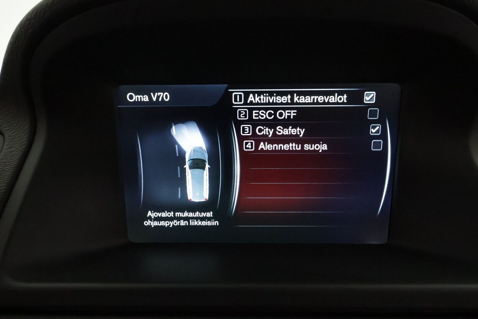 Volvo V70 2015 D4 Business Summum aut **Vakkari / Webasto / P.tutkat / Muistipenkki / Digimittaristo** - Suomi-auto / Kahdet renkaat aluvanteilla / Navi / KeylessGo
