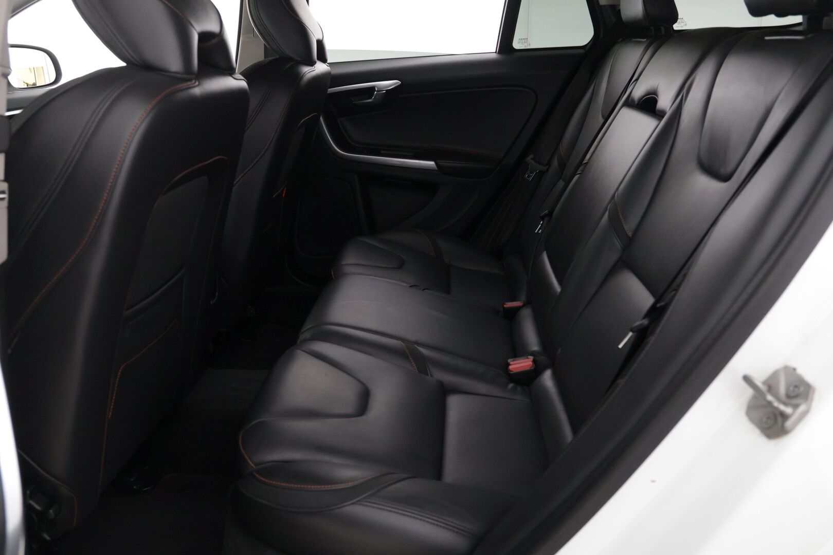 Volvo V60 2015 D4 Ocean Race Business aut - | Nahkasisusta | Suomi-auto | Ei Adblue | Vakionopeudensäädin | P.tutkat | Kahdet renkaat | 